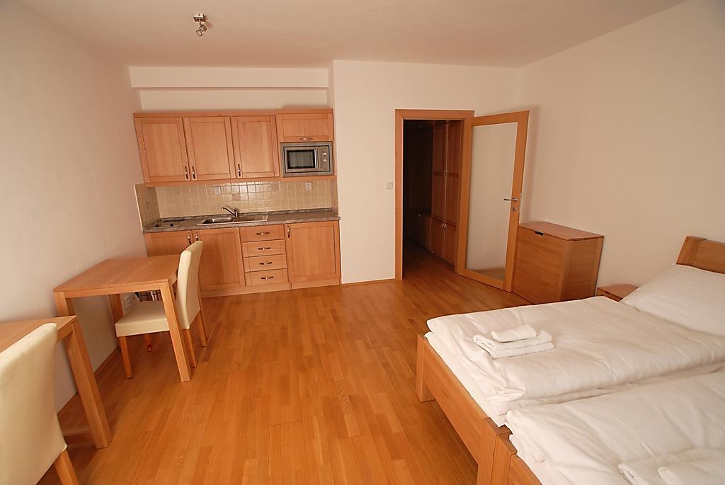Rezidence & Wellness Blatov Hotel Praag Kamer foto